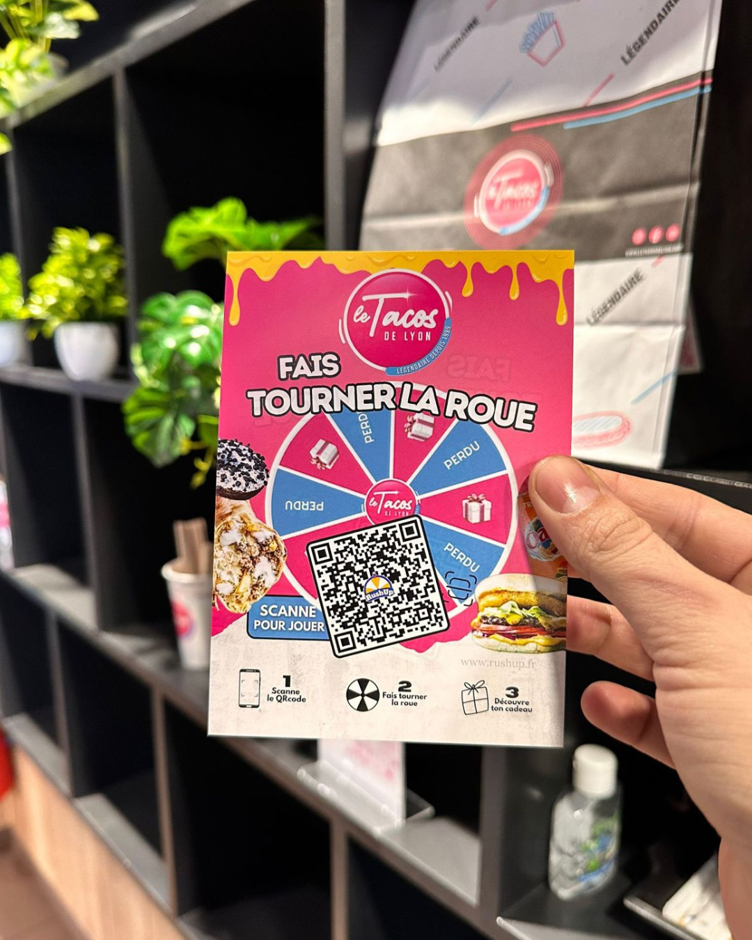 Flyer RushUp en situation dans un commerce